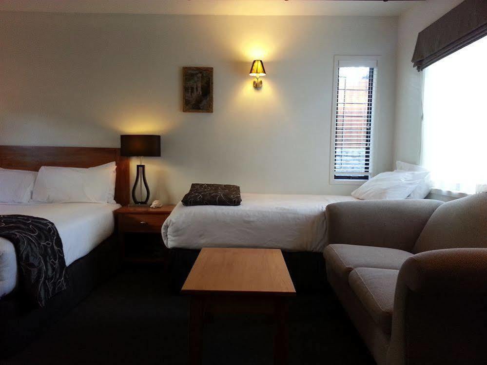 Knights Inn Окленд Экстерьер фото